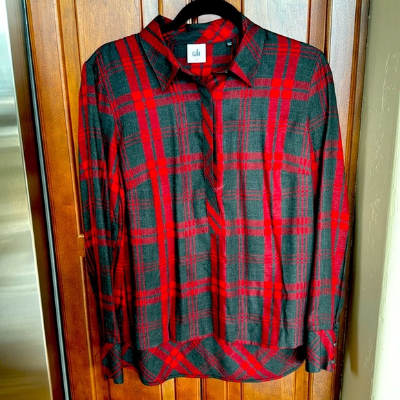 Cabi, NWOT Grey and Red Plaid longsleeve top - Picture 1 of 1